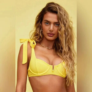 NEW Beach Riot Blair Top Lemon Yellow Large Bikini Top B2254
